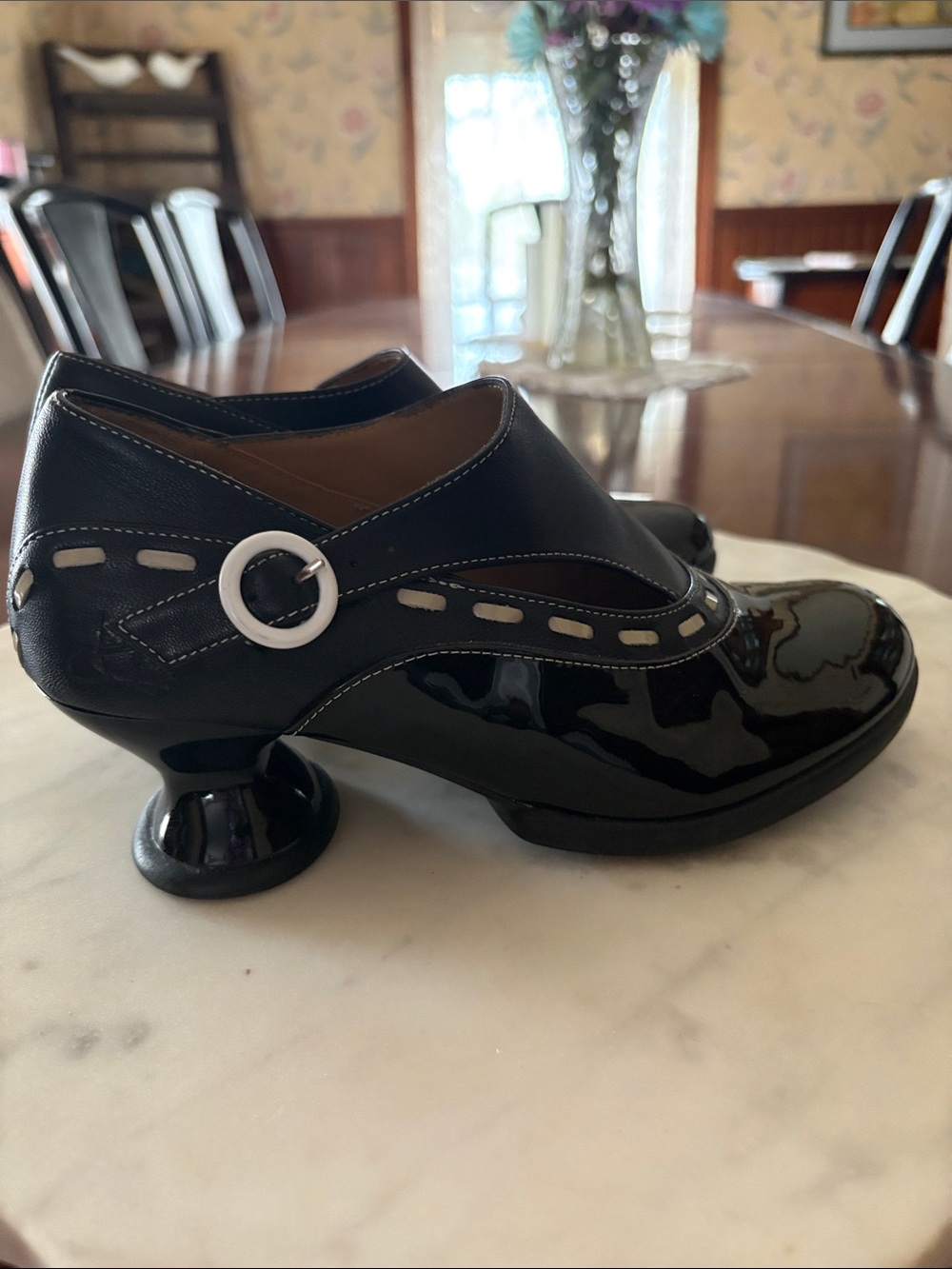 John Fluevog Black Patent & Leather Mary Jane Heels - Picture 2 of 6